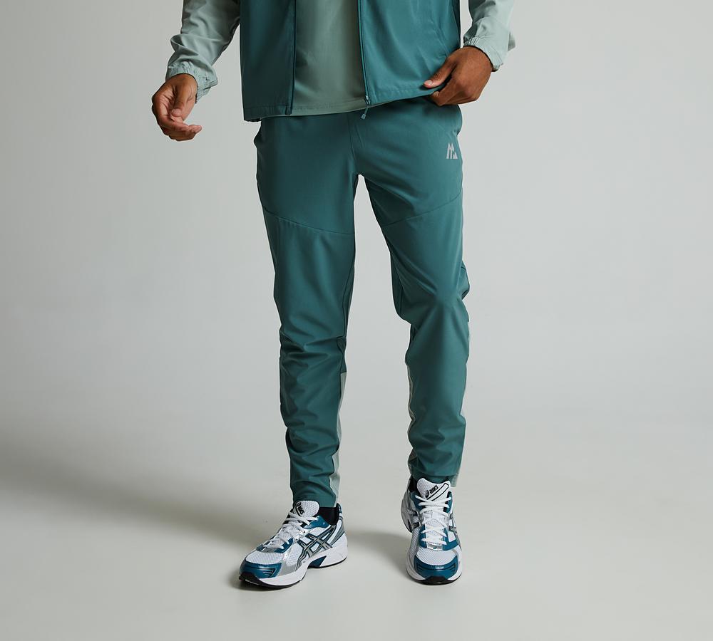 Montirex Swift Pant | Dolphin / Feather | Footasylum