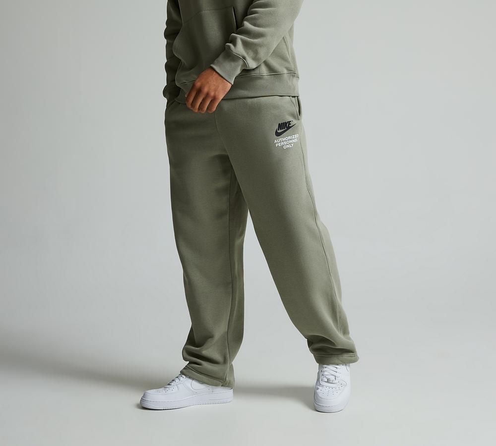 Nike SU25 Authorized Personnel Open Hem Jogger Light Army