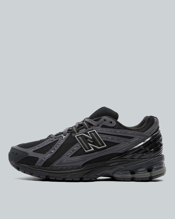 New Balance 1906R Trainer Black, Men's size: 8, FootAsylum