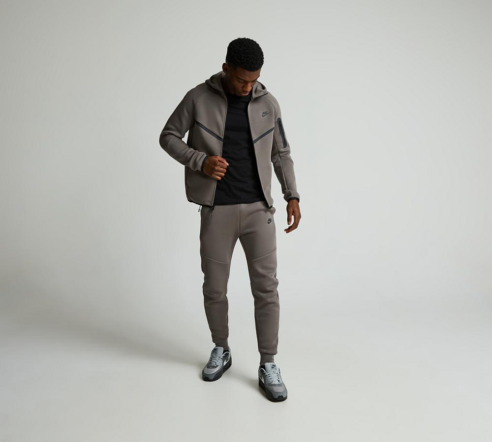 nike stone tracksuit