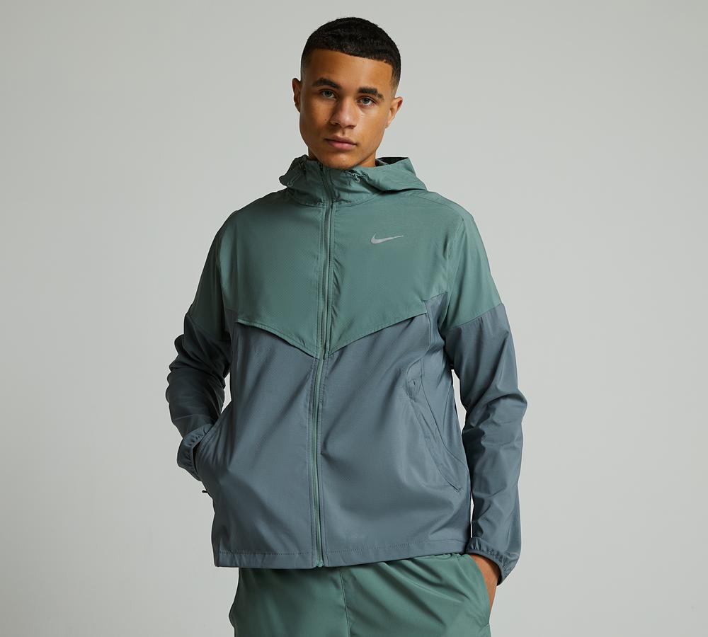 Nike Run Repel Uv Windrunner Green, Men's size: S, FootAsylum