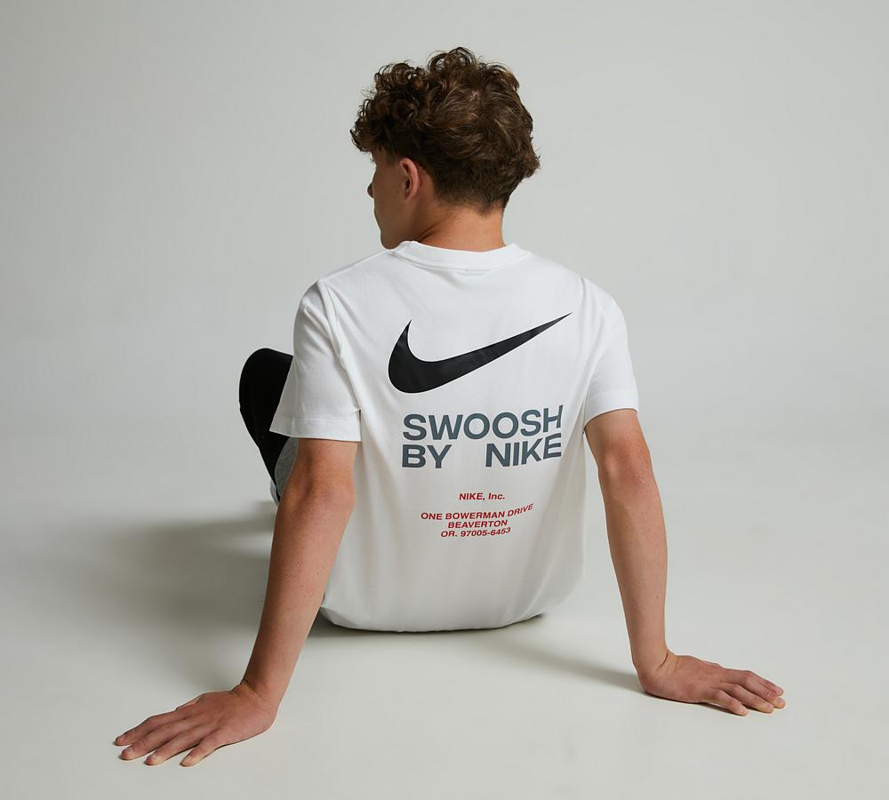 Nike Junior Nsw Athletic T-Shirt White, Kids size: S/B, FootAsylum