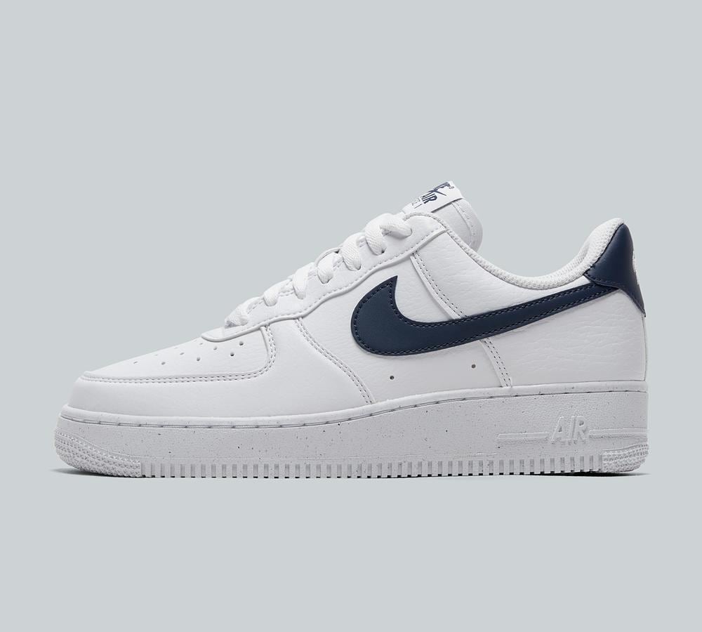 Nike Womens Air Force '07 SE Trainer White Midnight Navy
