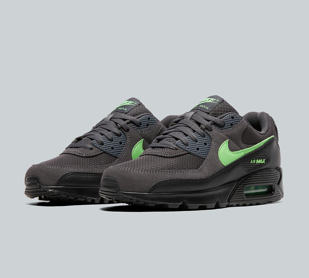 Nike Air Max 90 Trainer | Anthracite / Green Strike / Black