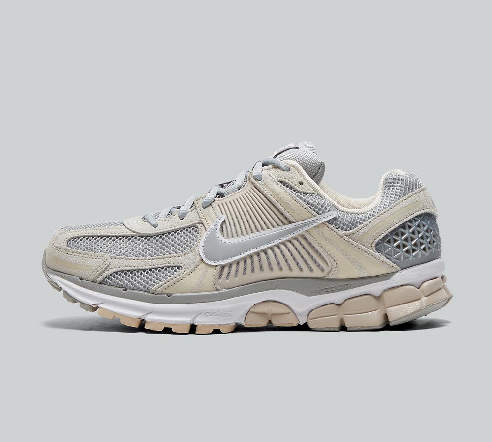 Nike Zoom Vomero 5 Trainer Beige, Men's size: 6, FootAsylum