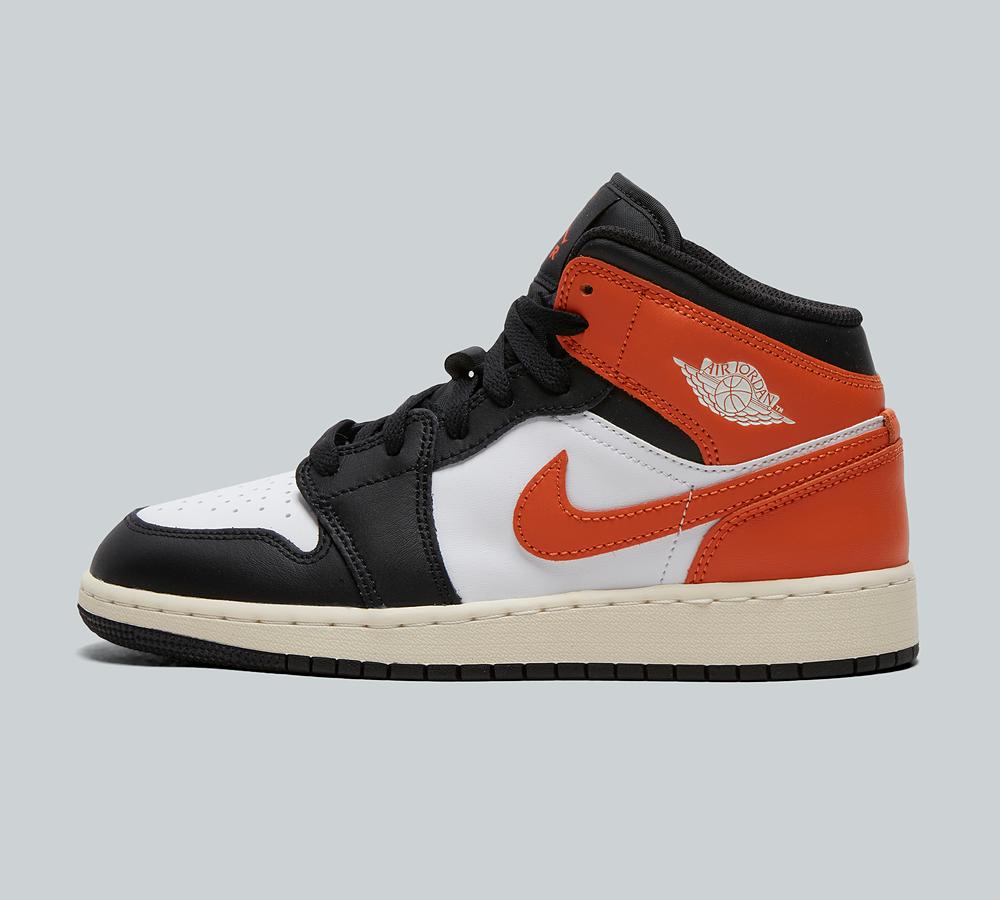 Jordan Junior Air 1 Mid Trainer Black, Kids size: 5, FootAsylum