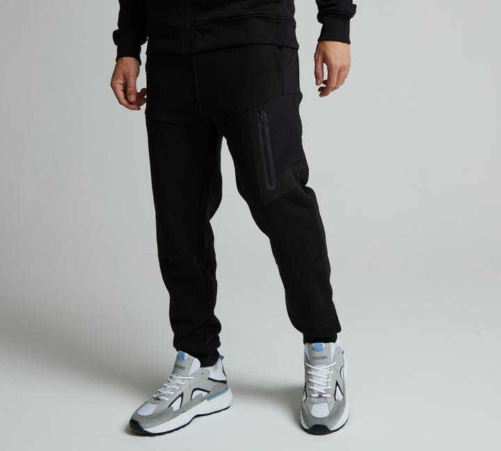 mens nike joggers with zipper pockets