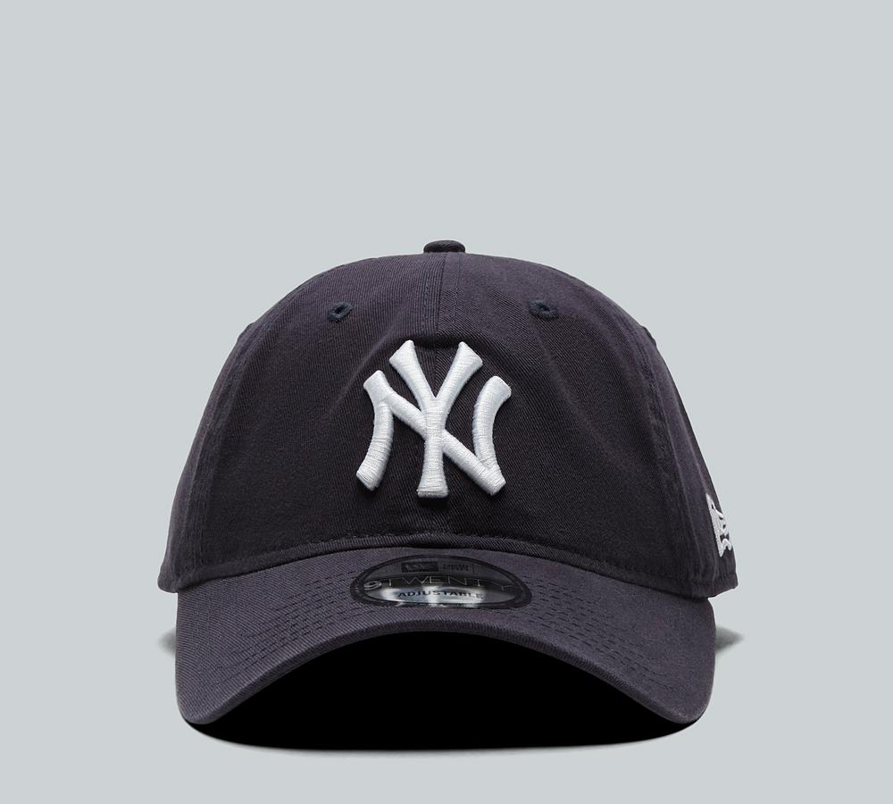 New Era New York Yankees Mlb Core Classic 9Twenty Adjustable Cap Navy, Men's size: ONE SIZE, FootAsylum