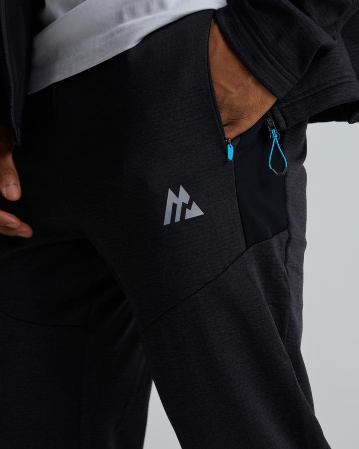 Montirex Summit 2.0 Jogger | Black | Footasylum