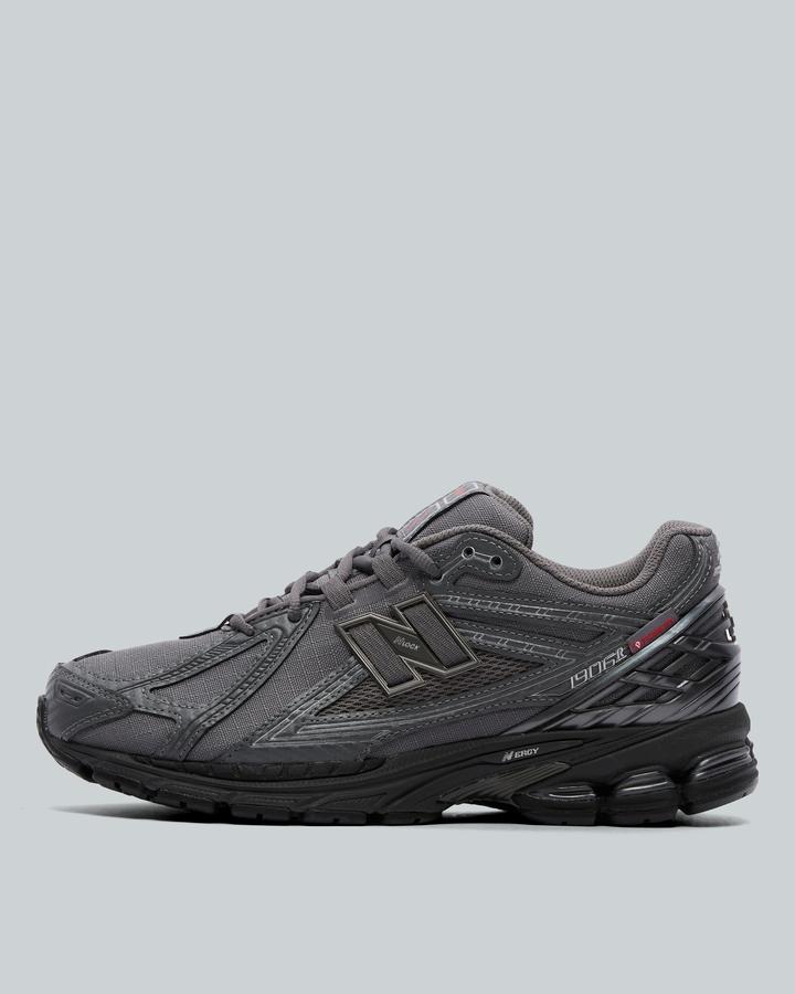 New Balance 1906R Trainer Grey, Men's size: 8, FootAsylum
