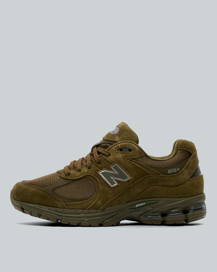 New Balance 2002R Trainer Green, Men's size: 6, FootAsylum