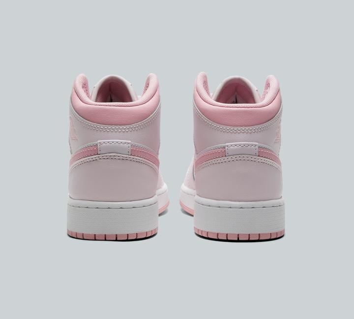 pink jordans footasylum