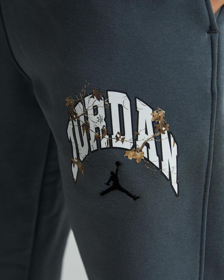 jordan retro 6 gfx fleece pants