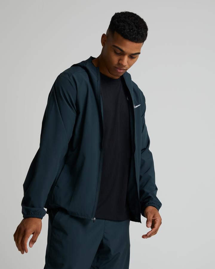 nike dri fit windcheater
