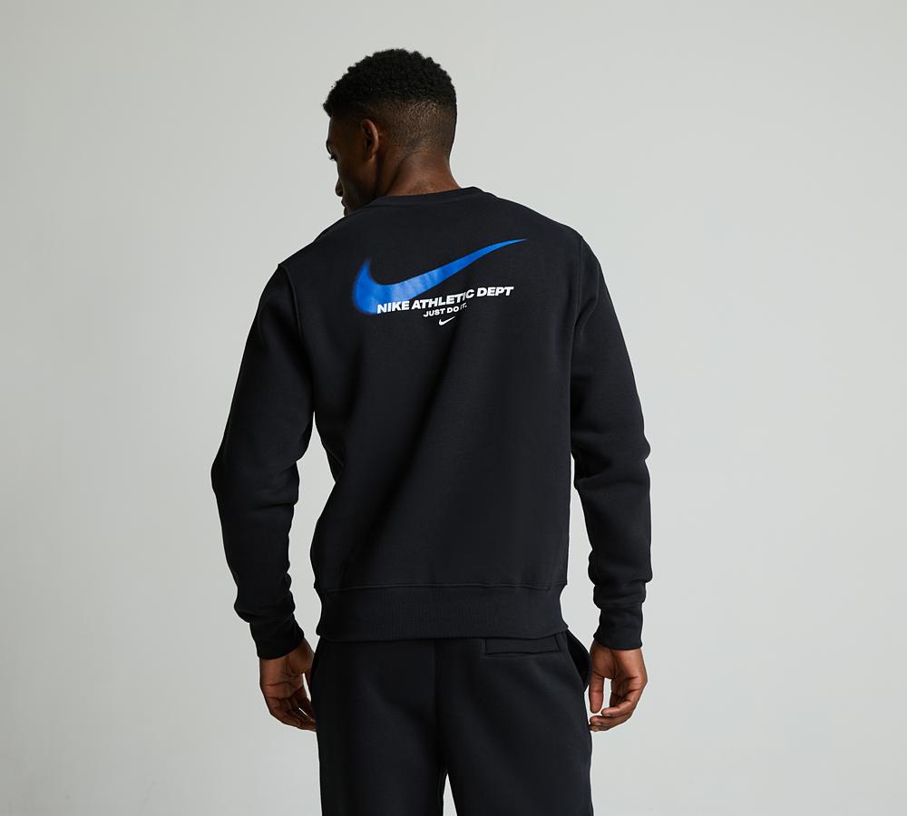 nike sportswear issue
