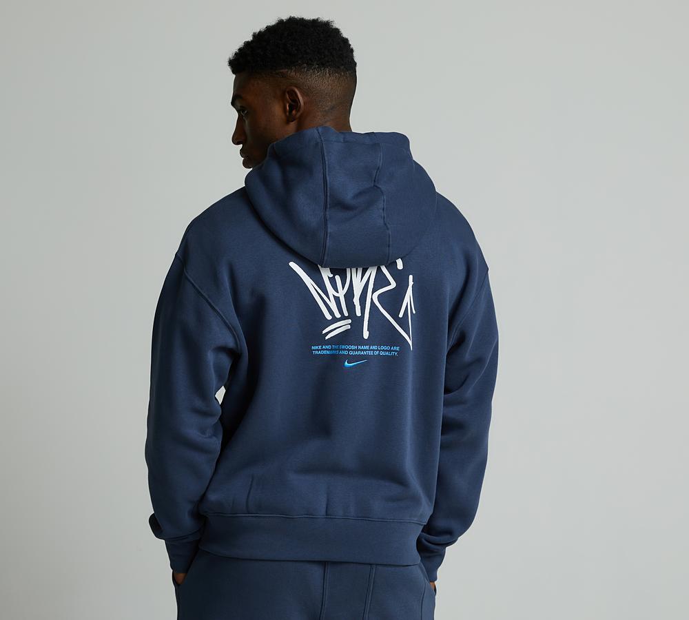 nike hoodie with swoosh on pocket