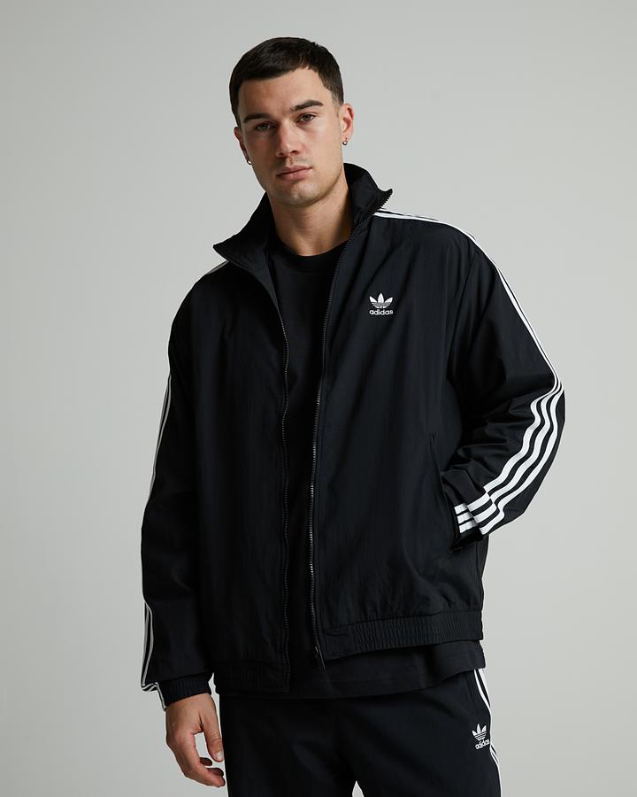 adidas FIREBIRD IT ジャージ M ブラック adidas Originals Woven Firebird Track Top | Black | Footasylum