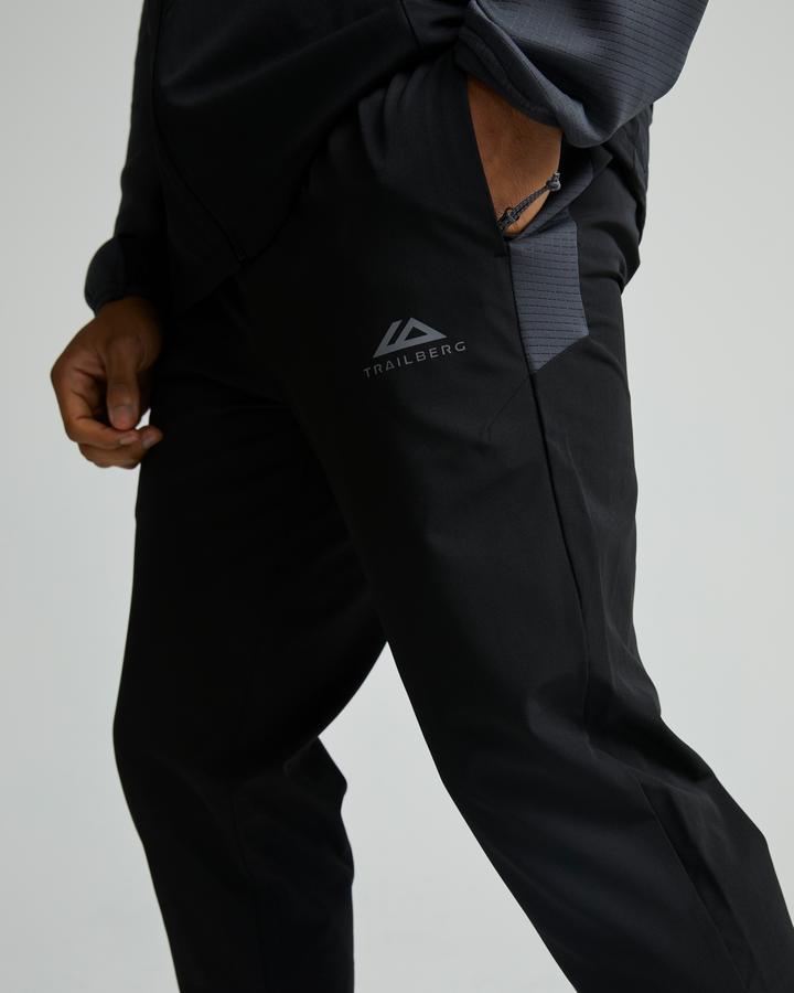 パンツ FCRB DRY ACTIVE STRETCH TUCK PANTS Trailberg Rapid Dash 2.0 Pant | Black / Volcano Grey | Footasylum