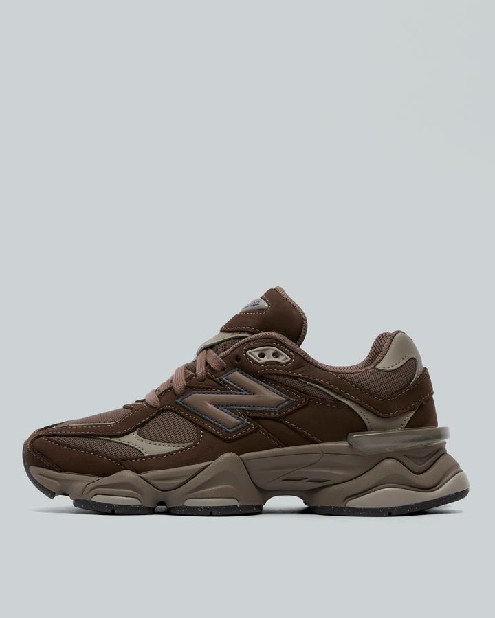New Balance 9060 Trainer Brown, Men's size: 8, FootAsylum