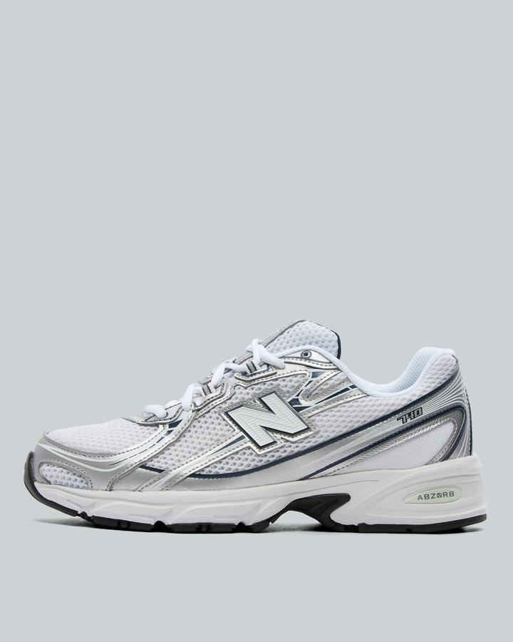 New Balance 740 Trainer White, Men's size: 9, FootAsylum