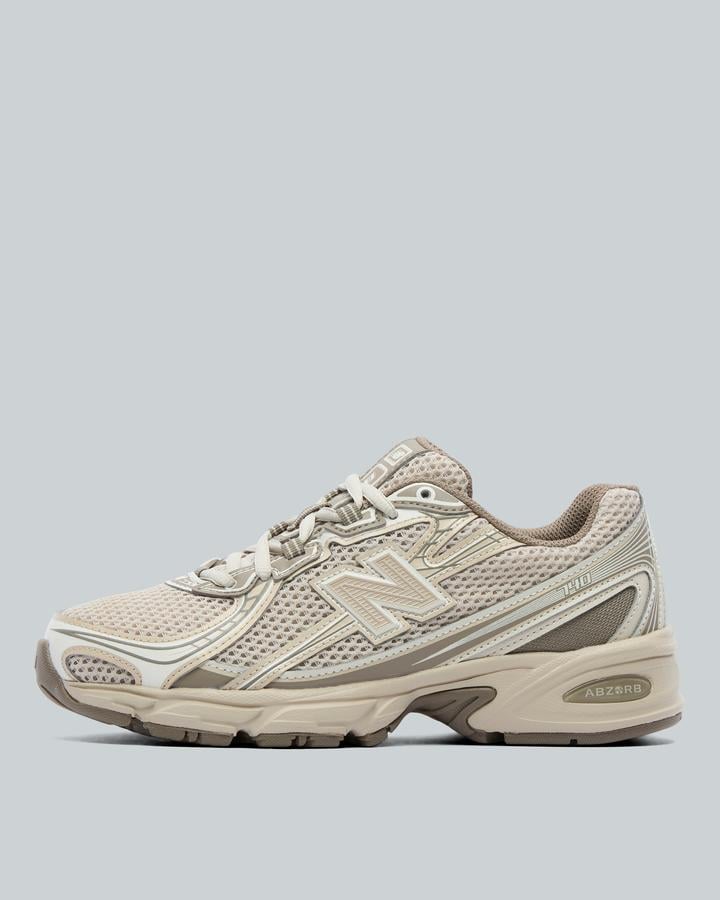 New Balance Women's 740 Trainers - Beige - Size 6 - Silver