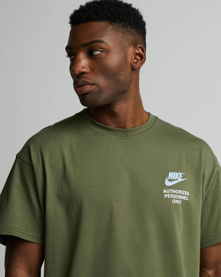 nike t shirt olive