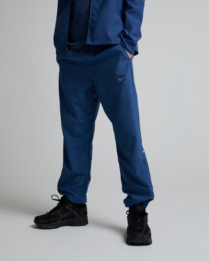Nike Junior Miler Woven Pant Navy, Kids size: L/B, FootAsylum