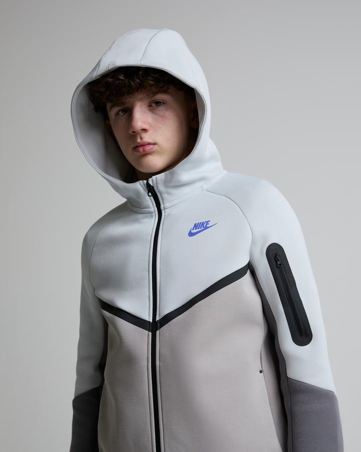 Nike Junior Tech Fleece Full Zip Hoodie Grey, Kids size: M/B, FootAsylum