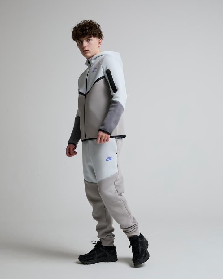 Nike Junior Tech Fleece Jogger Grey, Kids size: XL/B, FootAsylum