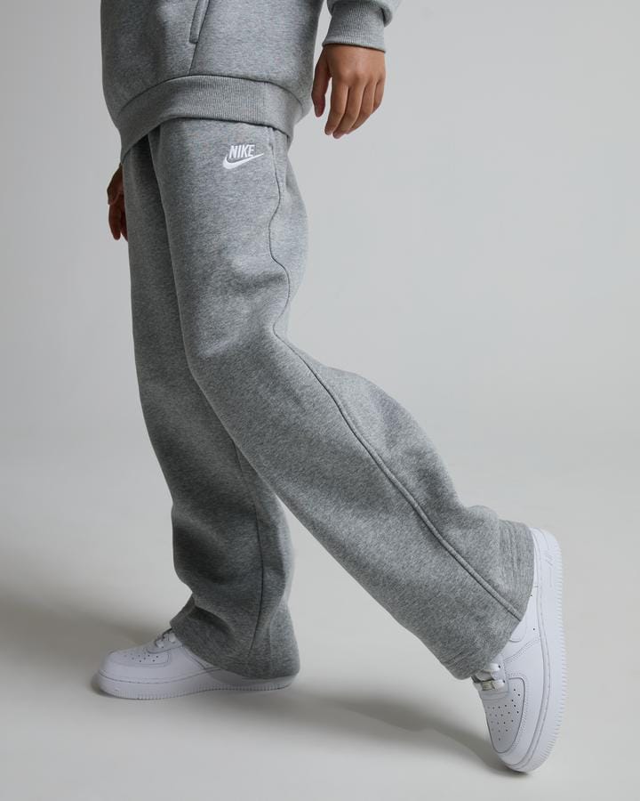 Nike Junior Club Open Hem Fleece Jogger Grey, Kids size: XL/B, FootAsylum