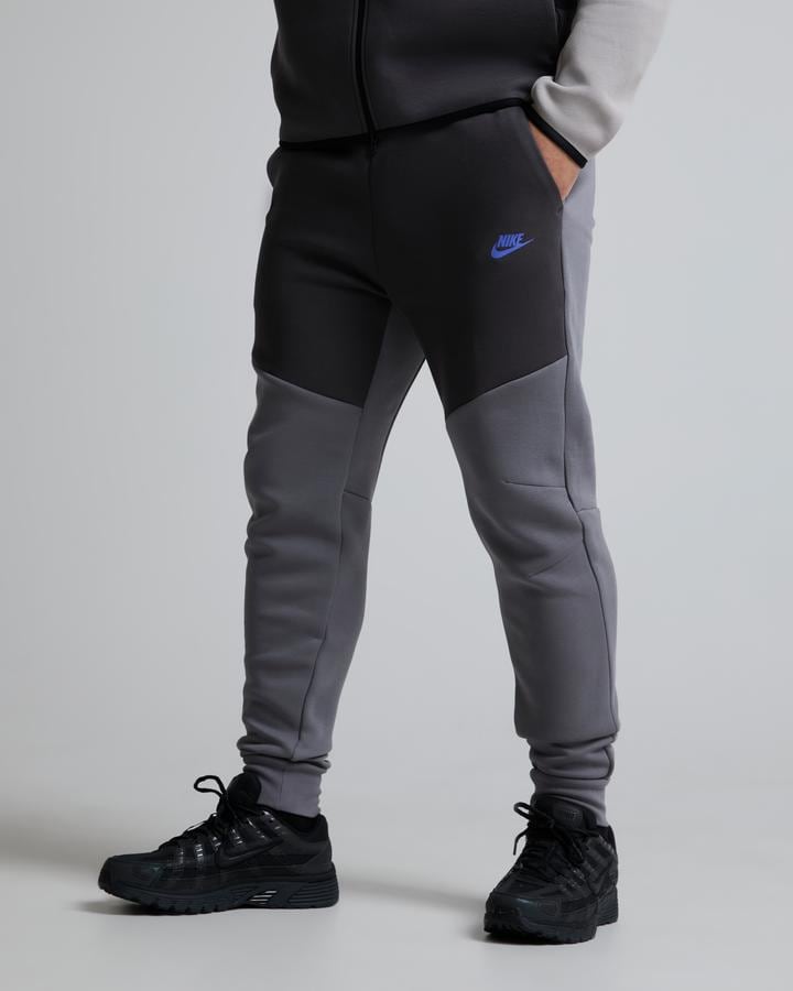 Nike Tech Fleece Colour Block Jogger Blue, Men's size: 2XL, FootAsylum