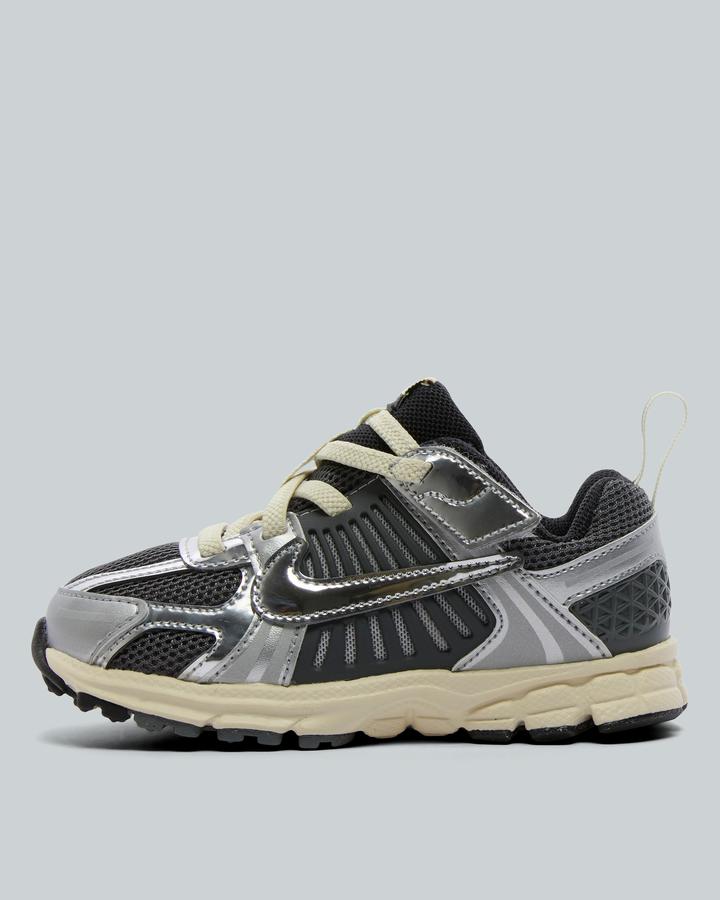 Nike Nursery Vomero 5 Trainer Grey, Kids size: 4.5, FootAsylum