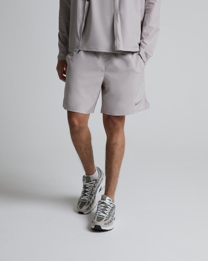 Nike Run Challenger 7 Inch Unlined Short Grey, Men's size: 2XL, FootAsylum
