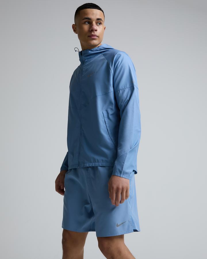Nike Run Challenger 7 Inch Unlined Short Blue, Men's size: S, FootAsylum