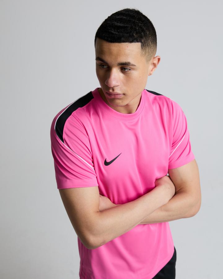 Nike Strike 25 T-Shirt Pink, Men's size: S, FootAsylum