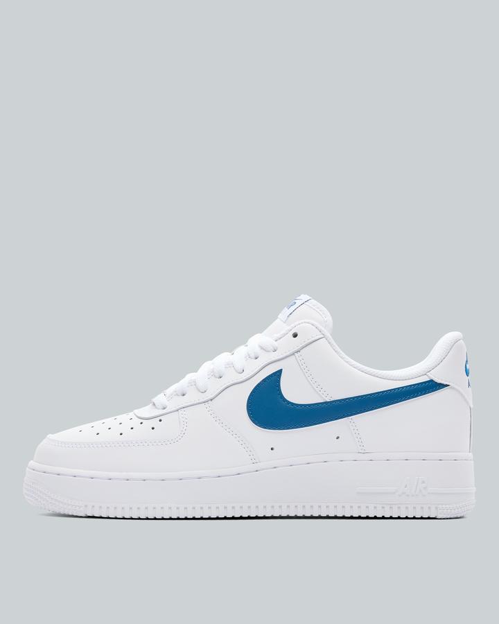 Nike Men's White Air Force 1 Low Trainer - Size 6 - Footasylum