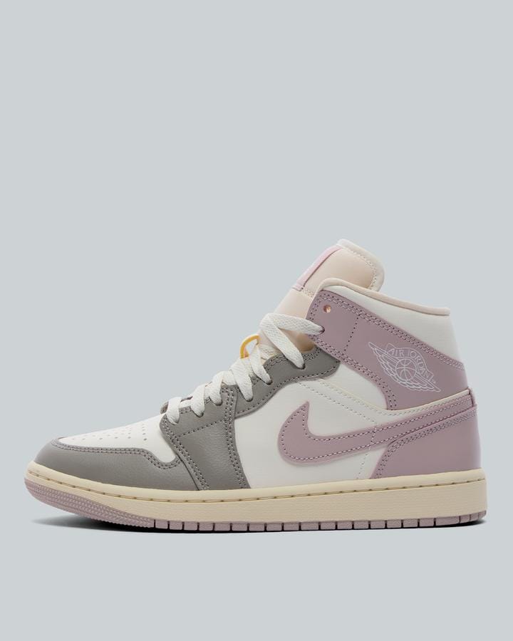 Jordan Womens Air 1 Mid Trainer Grey, Women's size: 7, FootAsylum