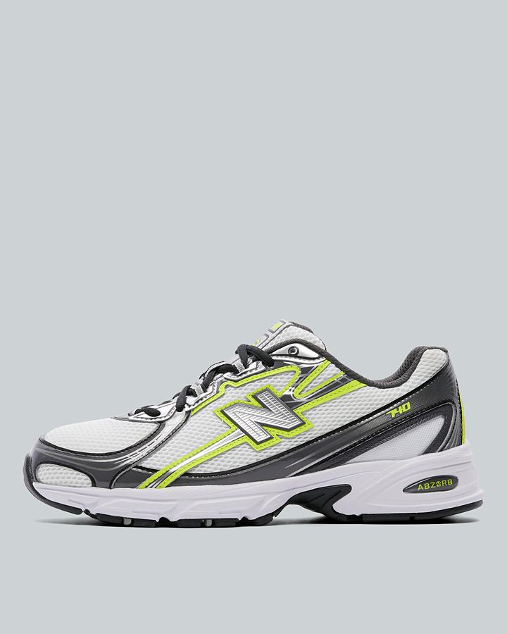 New Balance 740 Trainer White, Men's size: 9, FootAsylum