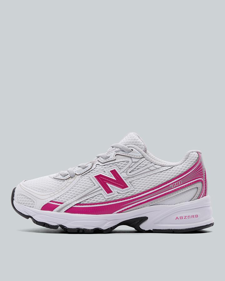 New Balance Infant 740 Trainer White, Kids size: 13.5, FootAsylum