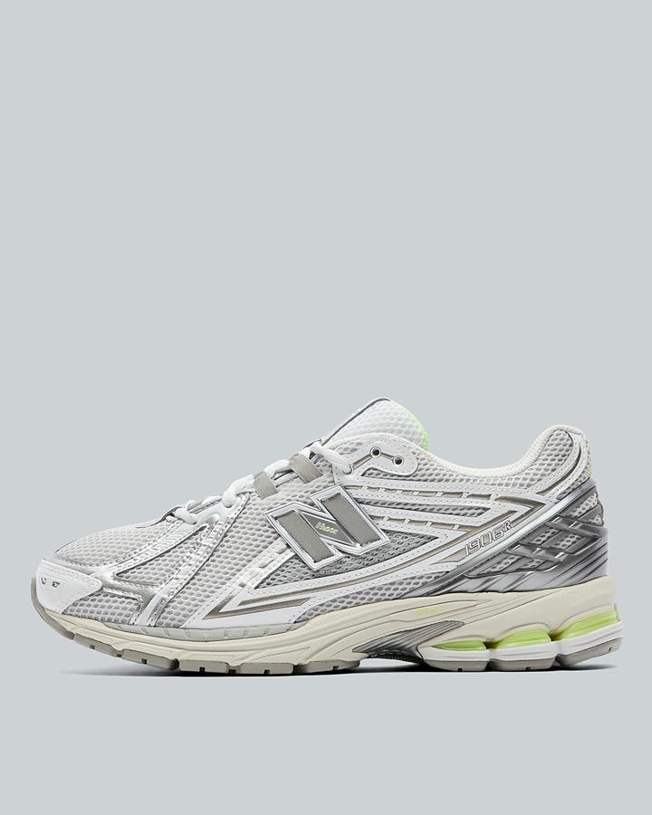 New Balance 1906R Trainer White, Men's size: 7, FootAsylum