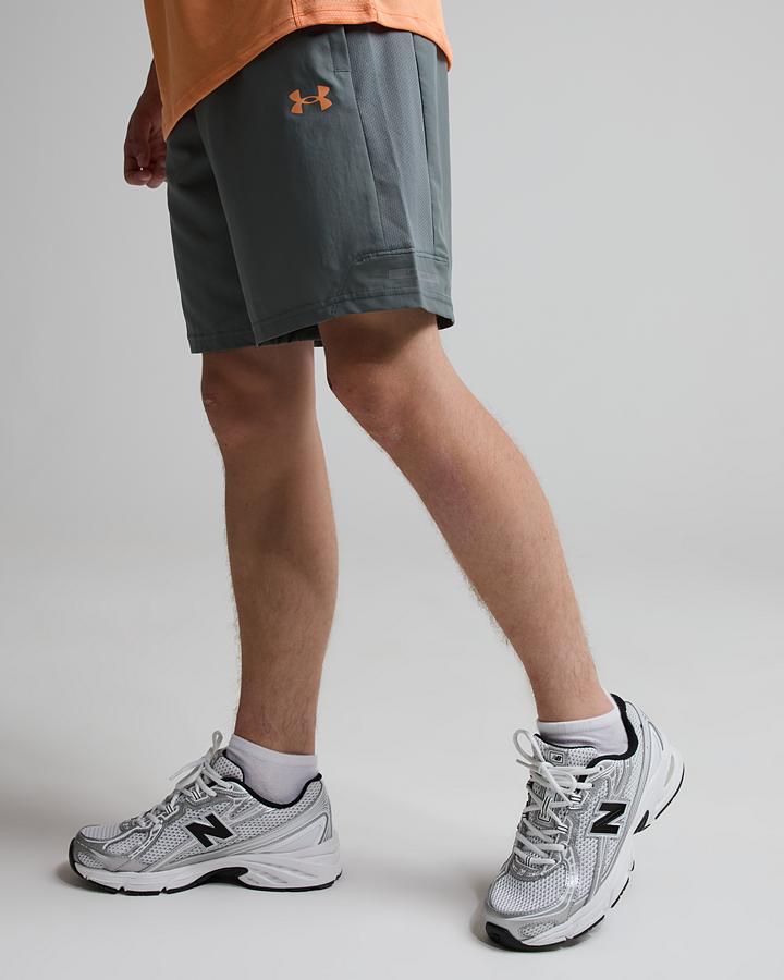 Under Armour Junior Ua Tech Utility Woven Short Grey, Kids size: L/B, FootAsylum