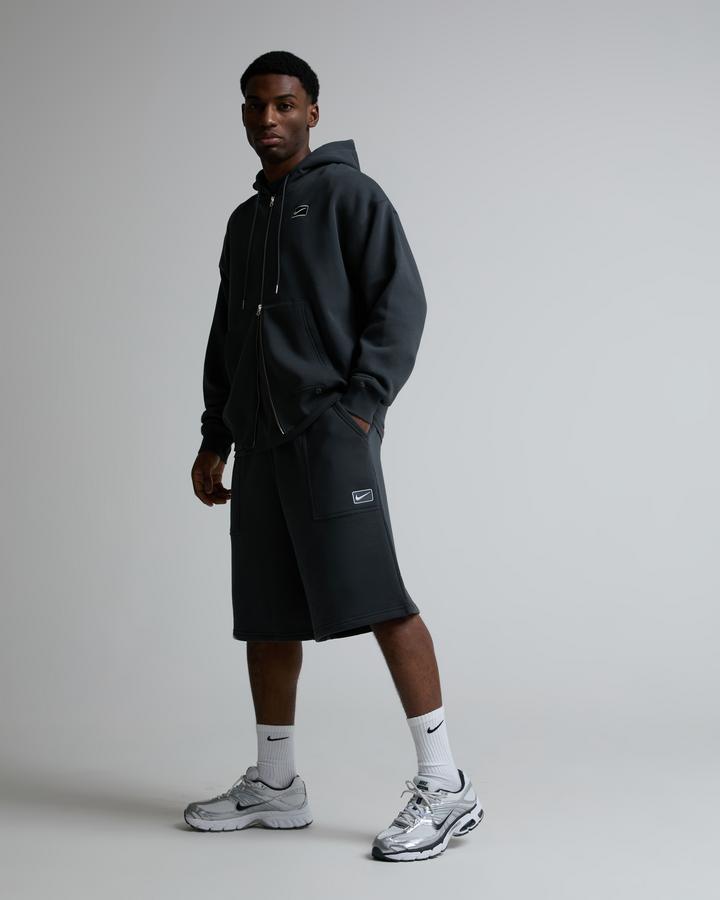 Nike Street Fleece Gfx Short Grey, Men's size: XL, FootAsylum