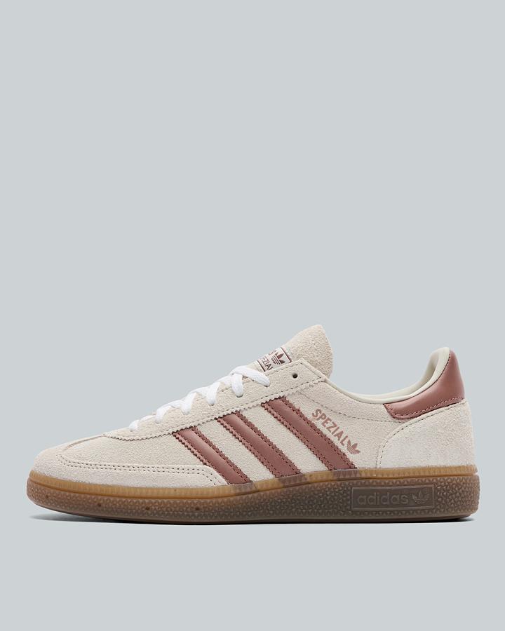 Adidas Originals Womens Handball Spezial Trainer White, Women's size: 3.5, FootAsylum