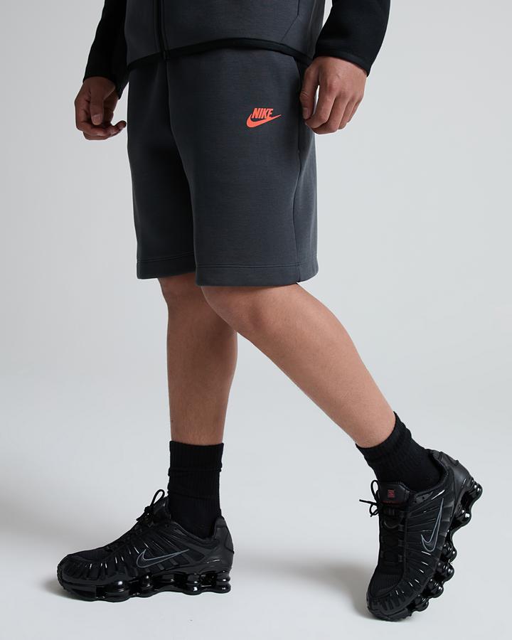 Nike Junior Tech Fleece Short Grey, Kids size: M/B, FootAsylum