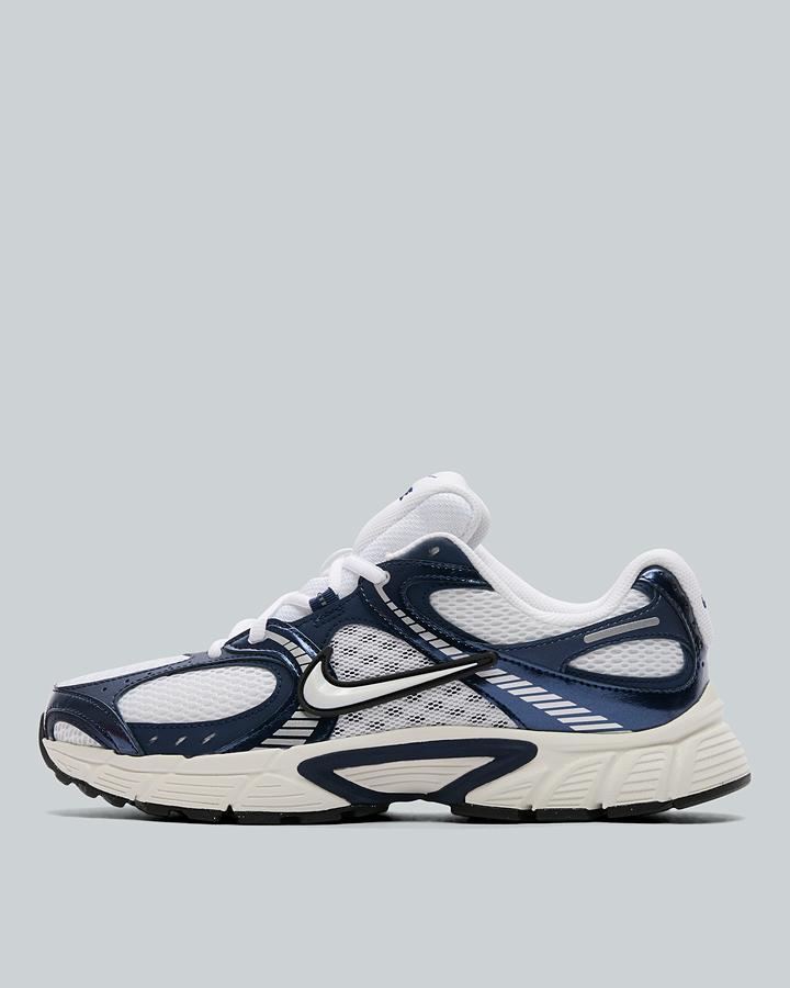 Nike V5 Rnr Trainer White, Men's size: 7.5, FootAsylum