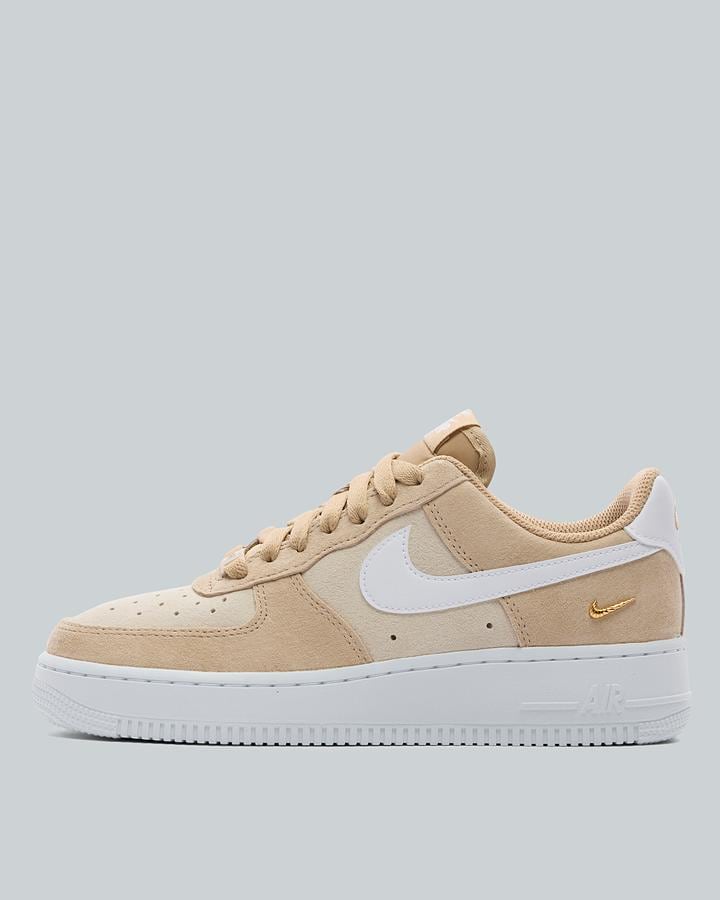 Nike Women's Beige Air Force 1 Low Trainer - Size 4.5 - Footasylum
