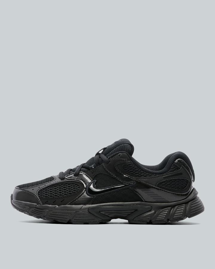 Nike Junior V5 Rnr Trainer Black, Kids size: 3, FootAsylum