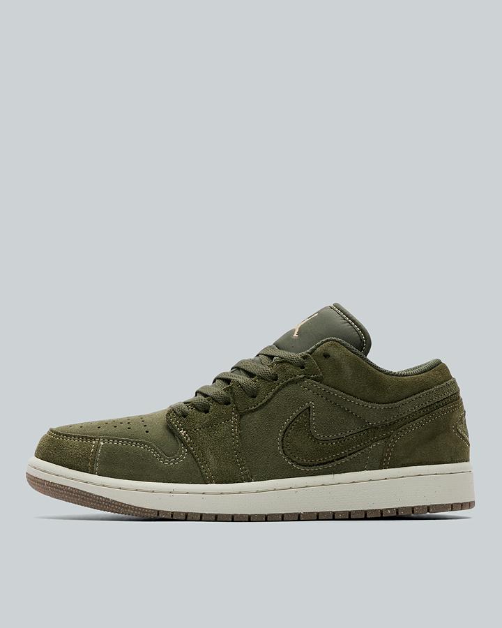 Jordan Air 1 Low Se Craft Trainer Green, Men's size: 12, FootAsylum