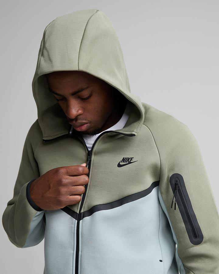 Nike Tech Fleece Windrunner Hoodie Green, Men's size: XL, FootAsylum
