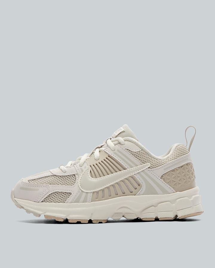 Nike Infant Vomero 5 Trainer Beige, Kids size: 12.5, FootAsylum